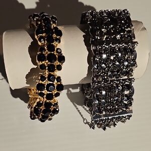 Chic Black and Gold Women's Bracelet Set
